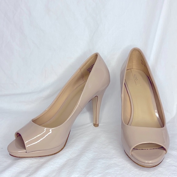 Nude Aldo shoes with peep toe worn once, size 7.5US